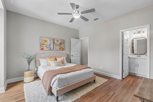 1426 Madelyn Wds Drive, Pensacola, FL 32506