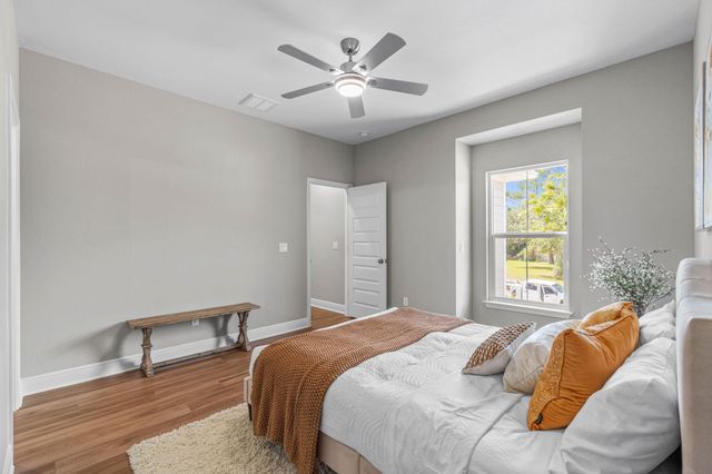 1426 Madelyn Wds Drive, Pensacola, FL 32506