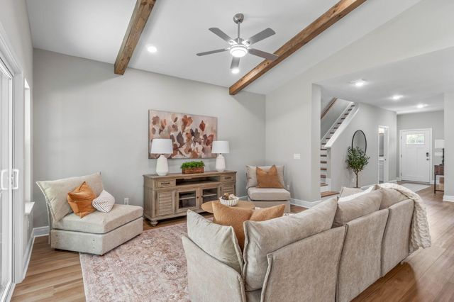 1426 Madelyn Wds Drive, Pensacola, FL 32506