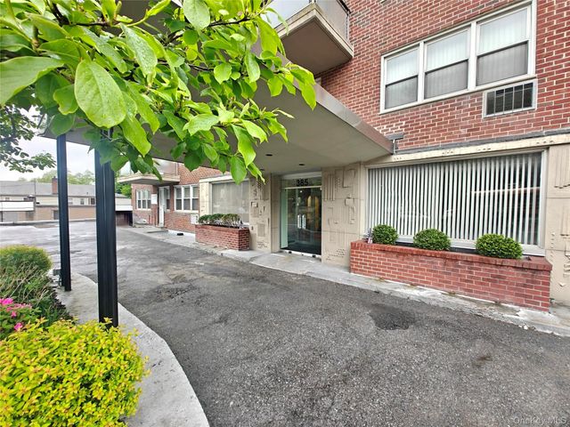 385 McLean Avenue 8D, Yonkers, NY 10705