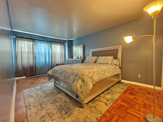 385 McLean Avenue 8D, Yonkers, NY 10705