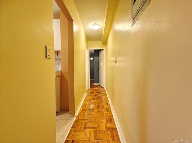 385 McLean Avenue 8D, Yonkers, NY 10705