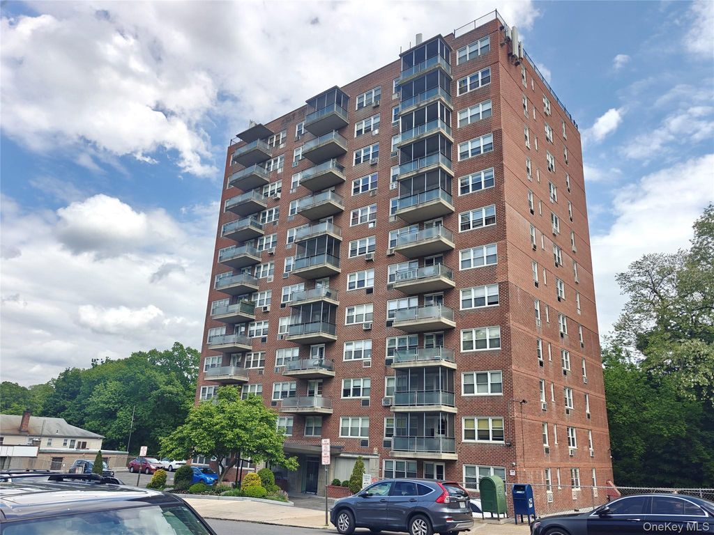 385 McLean Avenue 8D, Yonkers, NY 10705
