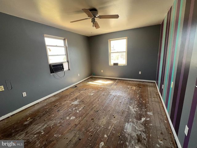 409 N GRAND AVE, National Park, NJ 08063