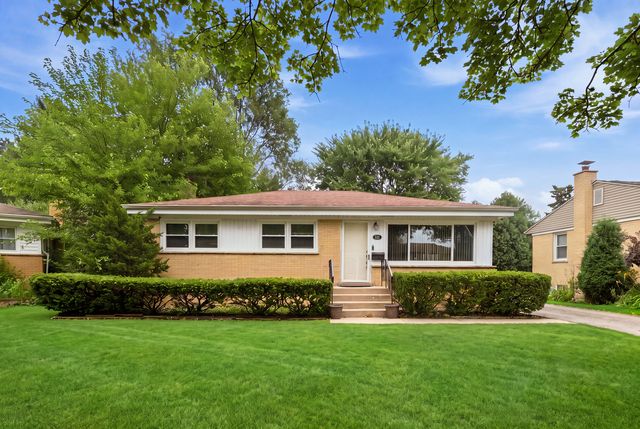 531 Cambridge Road, Des Plaines, IL 60016