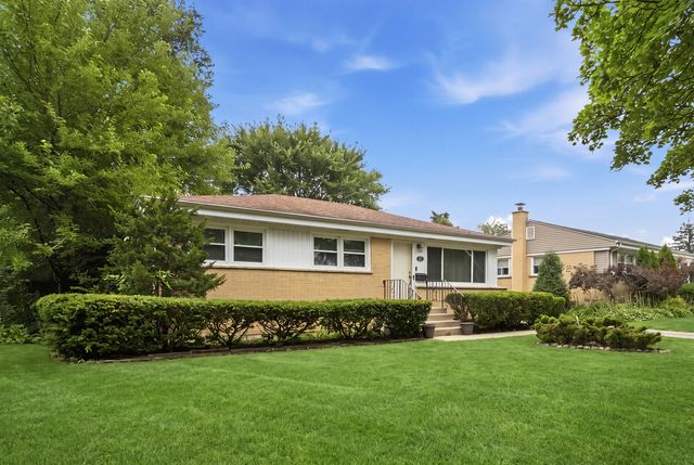 531 Cambridge Road, Des Plaines, IL 60016