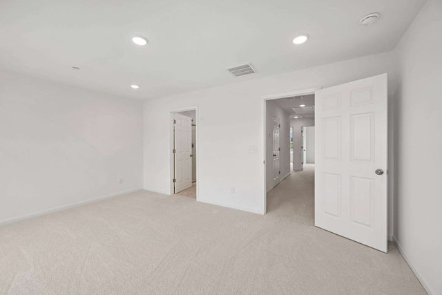 2589 Peaceful Valley Dr, Columbia, TN 38401