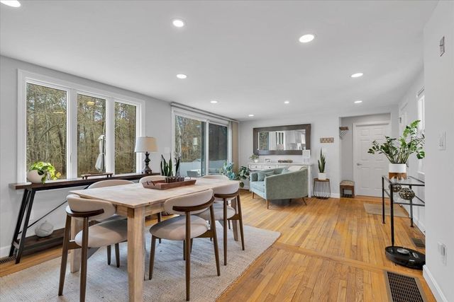 80 Coolidge Rd, Yarmouth, MA 02673