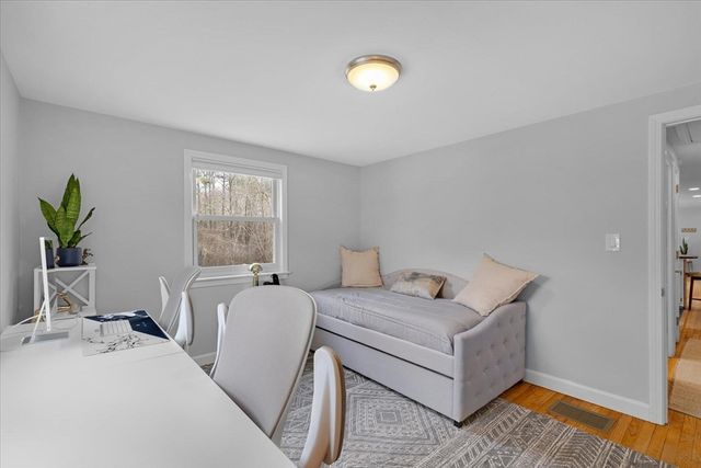 80 Coolidge Rd, Yarmouth, MA 02673