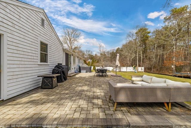 80 Coolidge Rd, Yarmouth, MA 02673
