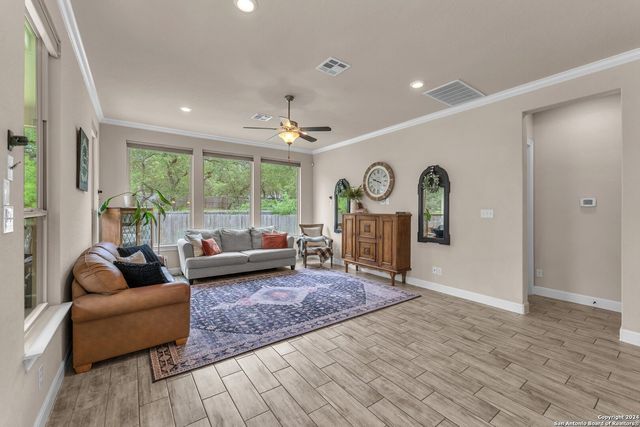 11926 TOWER CRK, San Antonio, TX 78253