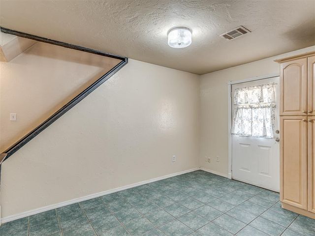 8629 S Miller Boulevard, Oklahoma City, OK 73159