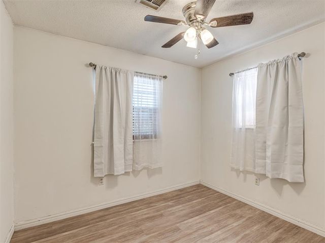 8629 S Miller Boulevard, Oklahoma City, OK 73159