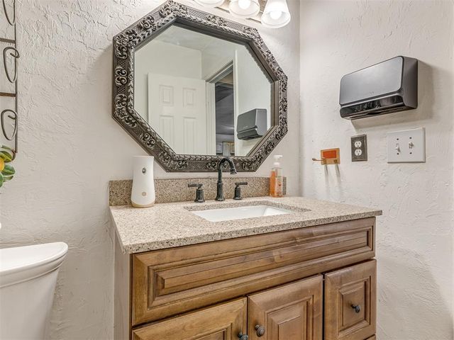 8629 S Miller Boulevard, Oklahoma City, OK 73159