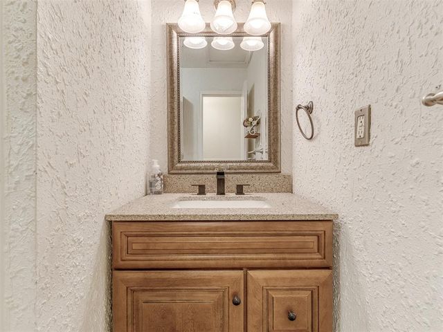 8629 S Miller Boulevard, Oklahoma City, OK 73159