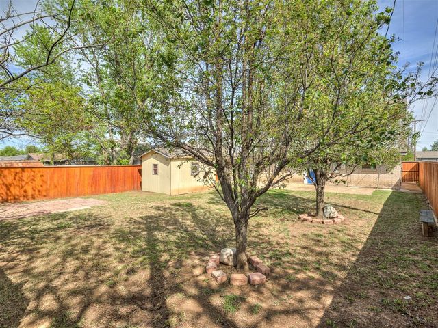 8629 S Miller Boulevard, Oklahoma City, OK 73159
