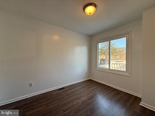 3 WYNDAM PL, Florence, NJ 08518