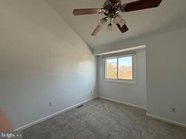 3 WYNDAM PL, Florence, NJ 08518