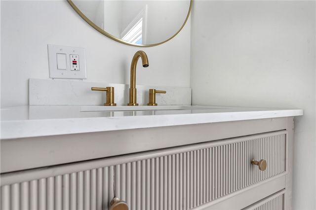 97 Lenox Avenue, Providence, RI 02907