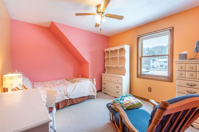 10 Moss Lane, Belchertown, MA 01007