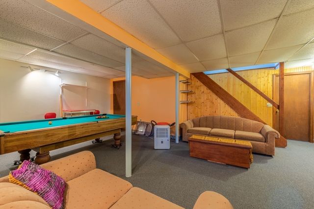 10 Moss Lane, Belchertown, MA 01007