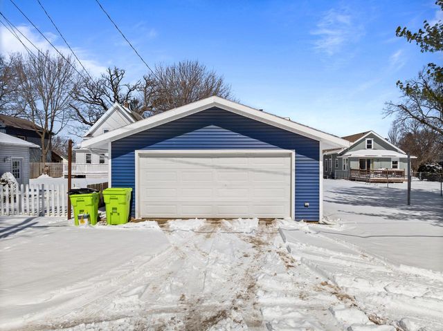 410 E Geneva STREET, Delavan, WI 53115