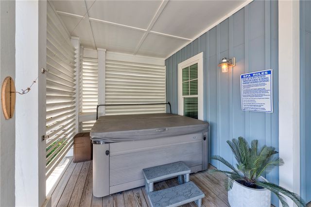 303 Hide Away Dr, Port Aransas, TX 78373