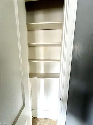 210 Pennsylvania Ave Apt 2, Norfolk, VA 23504