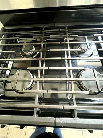 210 Pennsylvania Ave Apt 2, Norfolk, VA 23504