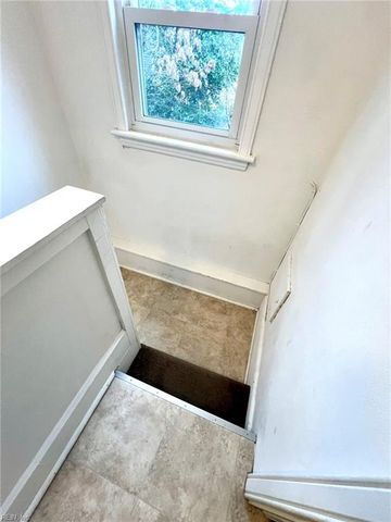 210 Pennsylvania Ave Apt 2, Norfolk, VA 23504