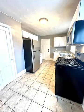 210 Pennsylvania Ave Apt 2, Norfolk, VA 23504