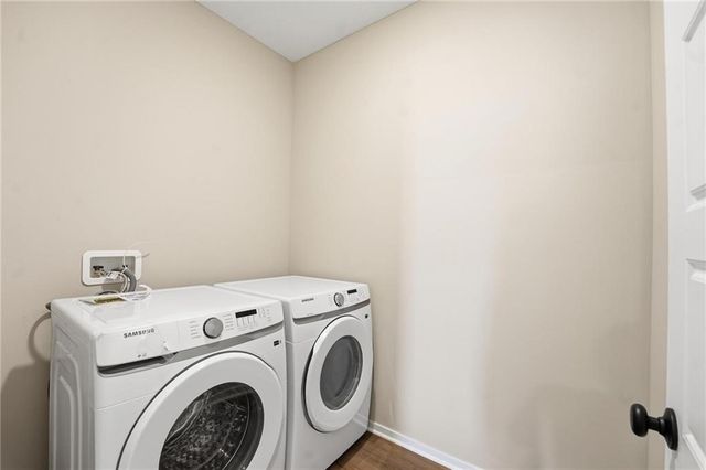 1501 SW 9th Street, Oak Grove, MO 64075