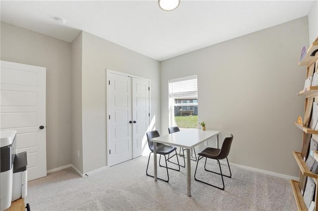 1501 SW 9th Street, Oak Grove, MO 64075