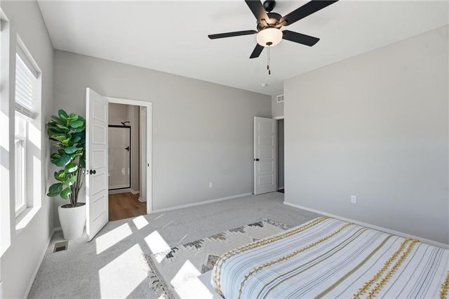 1501 SW 9th Street, Oak Grove, MO 64075