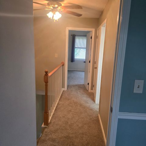 321 Fox Hollow Way, Manchester, NH 03104