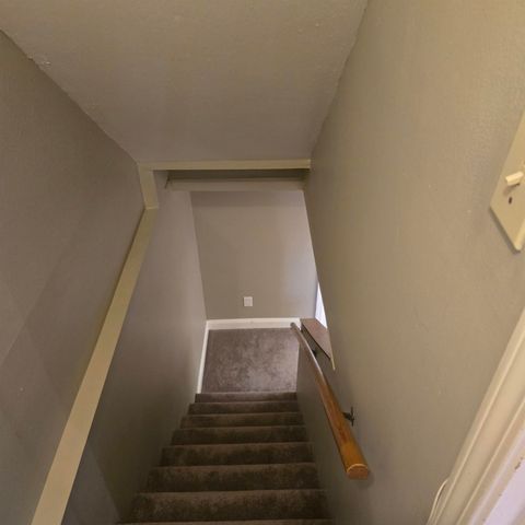 321 Fox Hollow Way, Manchester, NH 03104