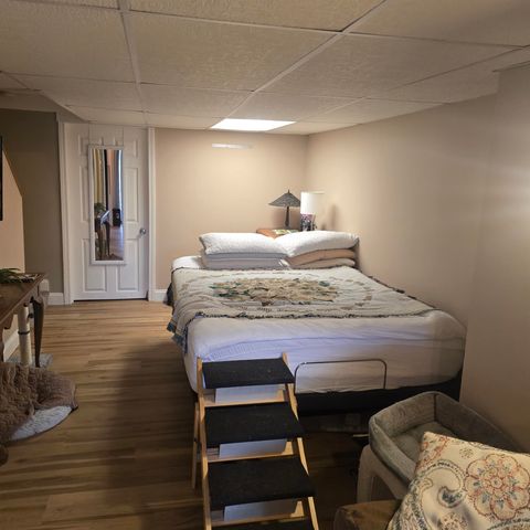321 Fox Hollow Way, Manchester, NH 03104