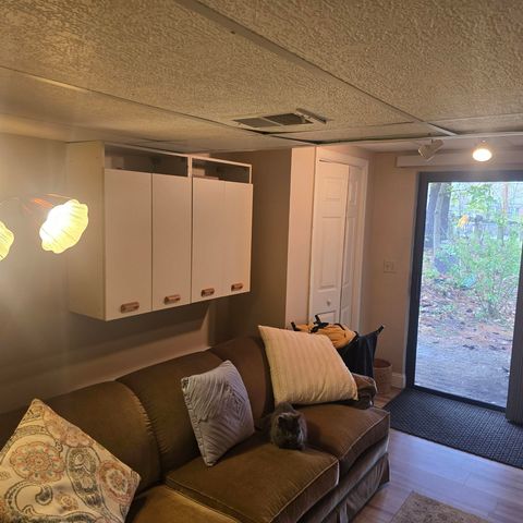 321 Fox Hollow Way, Manchester, NH 03104