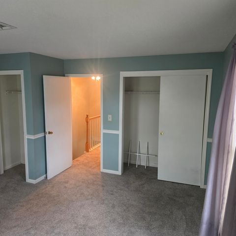 321 Fox Hollow Way, Manchester, NH 03104
