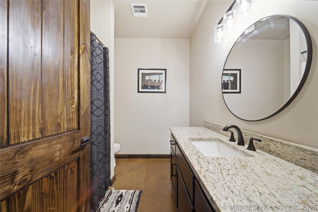 5676 N 240 Road, Beggs, OK 74421