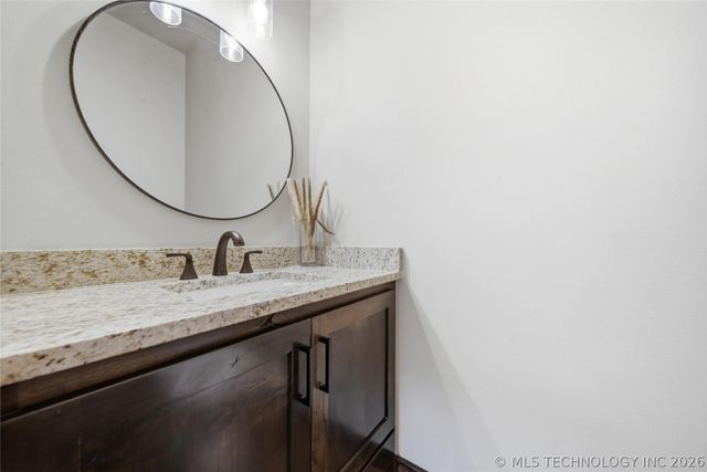 5676 N 240 Road, Beggs, OK 74421