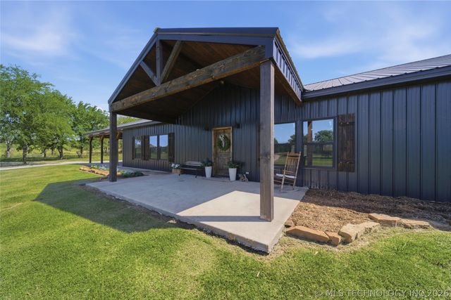 5676 N 240 Road, Beggs, OK 74421