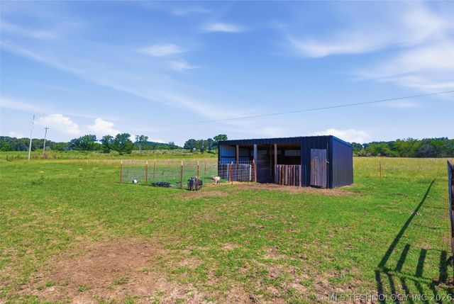 5676 N 240 Road, Beggs, OK 74421