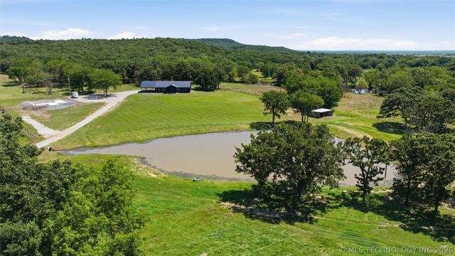5676 N 240 Road, Beggs, OK 74421