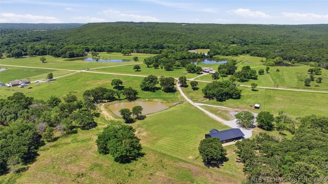 5676 N 240 Road, Beggs, OK 74421