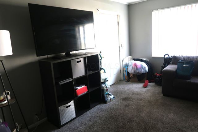 97 S Oakley Avenue, Columbus, OH 43204