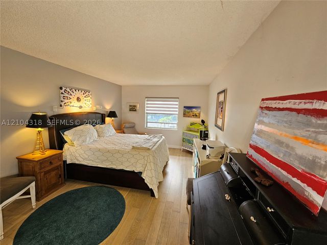 5180 E Sabal Palm Blvd 340, Tamarac, FL 33319