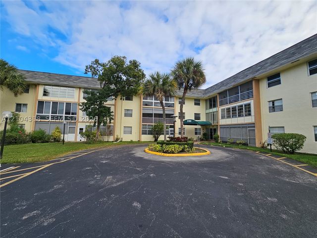 5180 E Sabal Palm Blvd 340, Tamarac, FL 33319