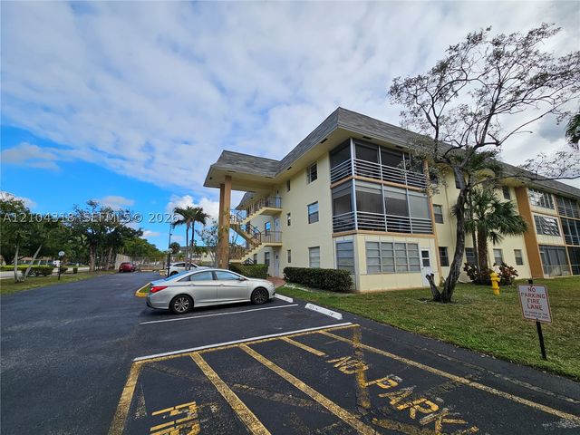5180 E Sabal Palm Blvd 340, Tamarac, FL 33319