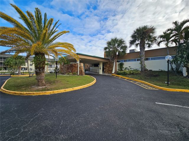 5180 E Sabal Palm Blvd 340, Tamarac, FL 33319